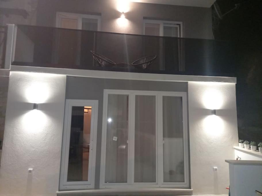 Apartman Max !!!! Omiš Buitenkant foto